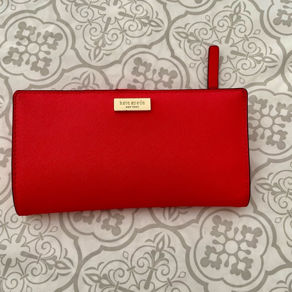 kate spade Handbags - Kate Spade Coral Wallet